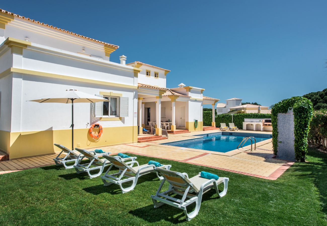 Villa in Albufeira - Branca