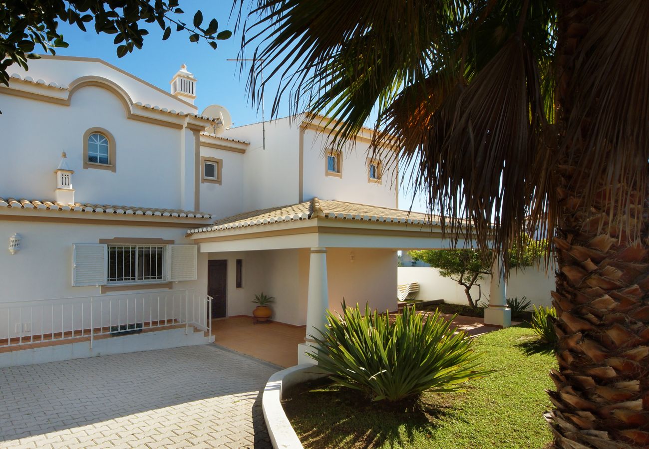 Villa à Albufeira - Villa Damara R19