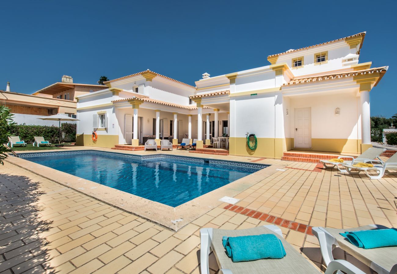 Villa em Albufeira - Branca