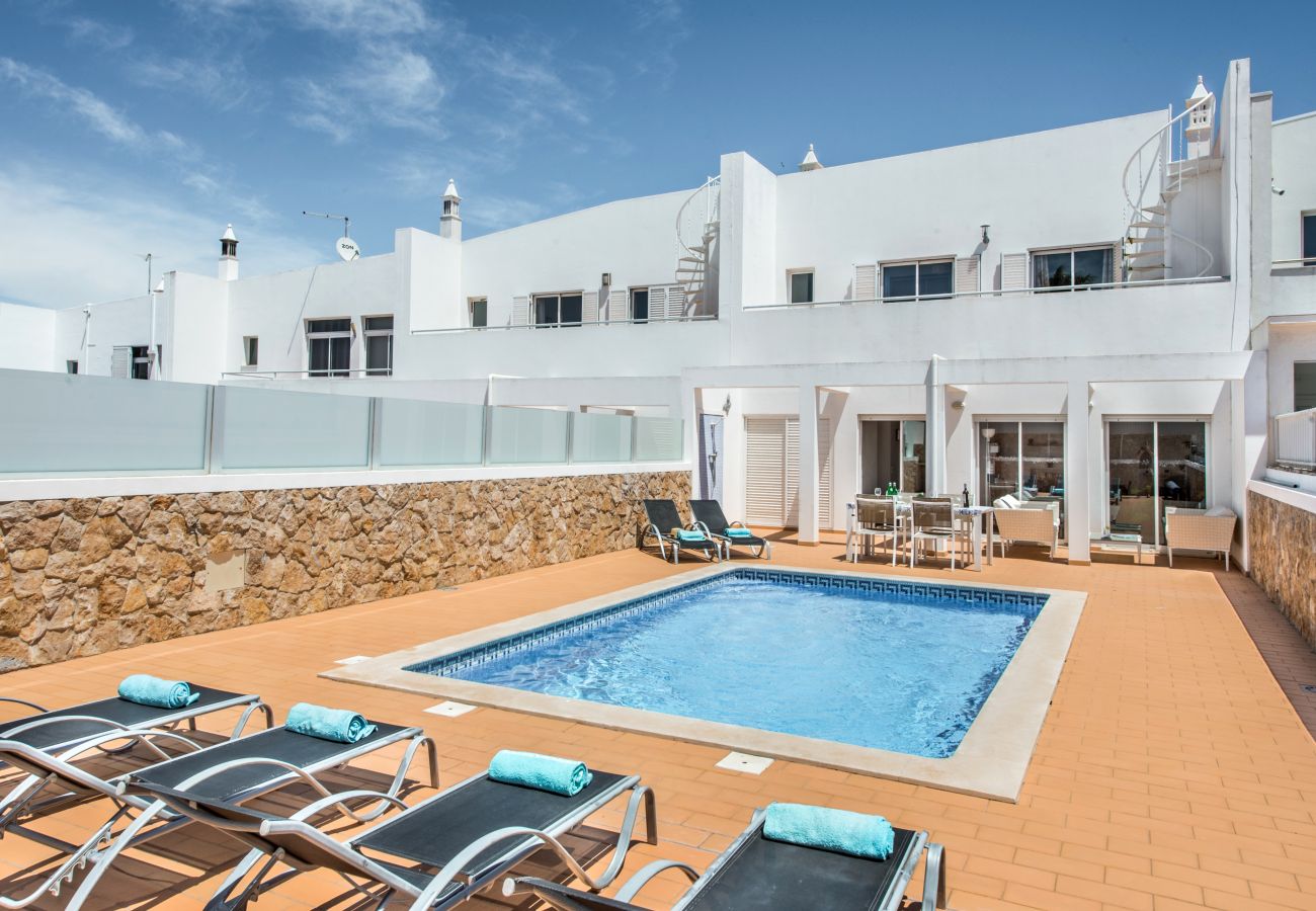 Villa em Albufeira - Felizalgarve